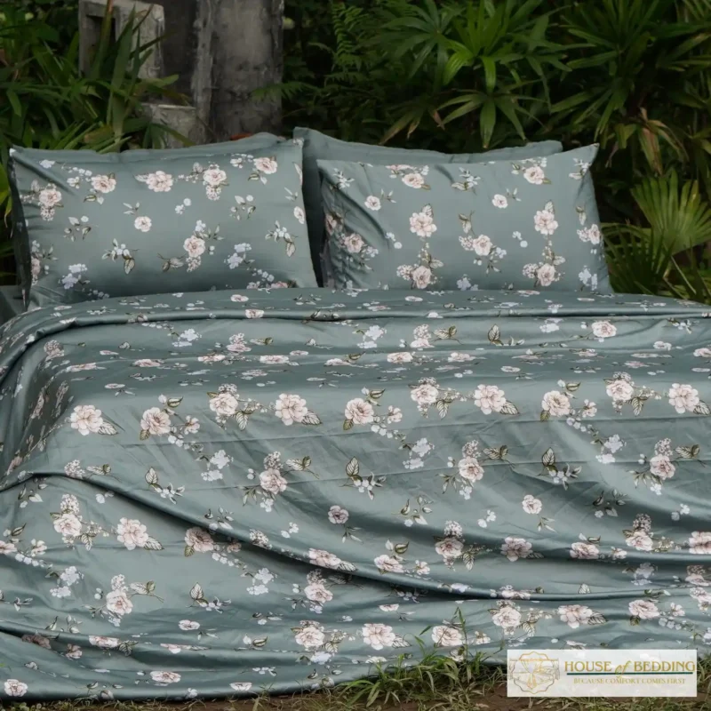 Sham-e-Bahar: A Tranquil 3-Pc Cotton Sateen Bedsheet Set with Roses