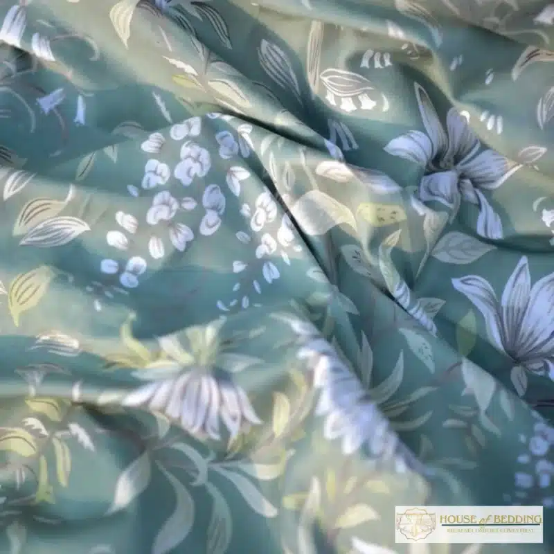 Subh-e-Chaman: 3-Piece Watercolour Cotton Sateen Bedsheet Set