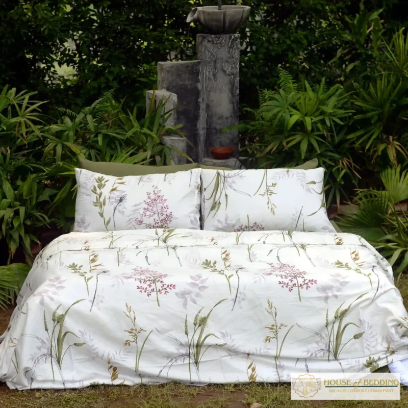 Lavender Oasis: The All-Season 6-Piece Comforter Set