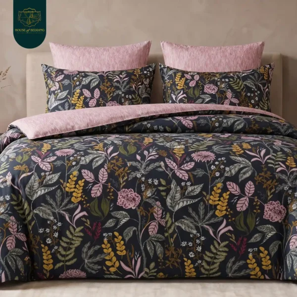 Badshahi Crimson Trellis 6-Pc Cotton Razai Set